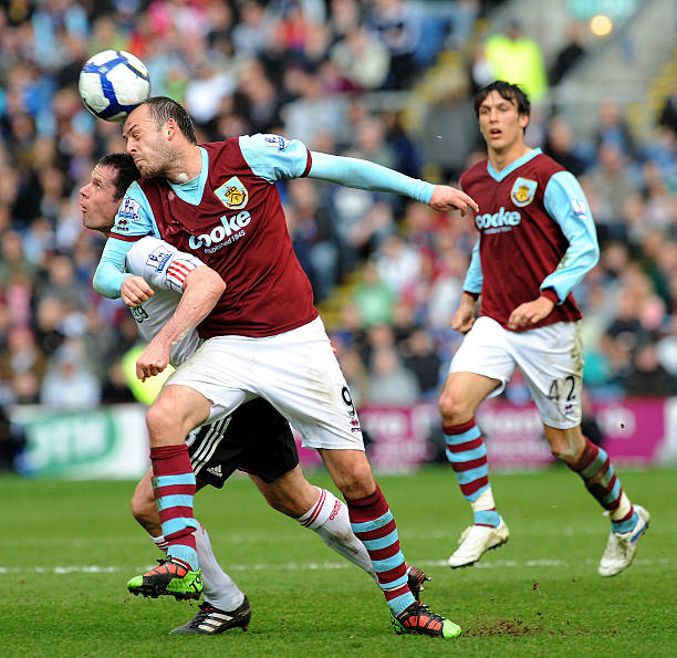 队树立了范 队树立了范