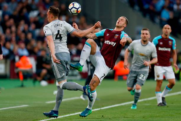 虽然他并不 虽然他并不